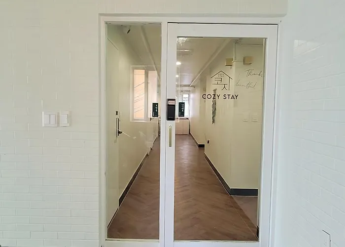 Affittacamere Cozy Seomyeon 코지스테이 부산 서면