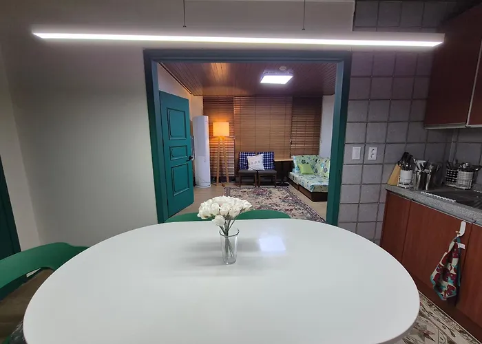Cozy Seomyeon 코지스테이 부산 서면 3* Busan