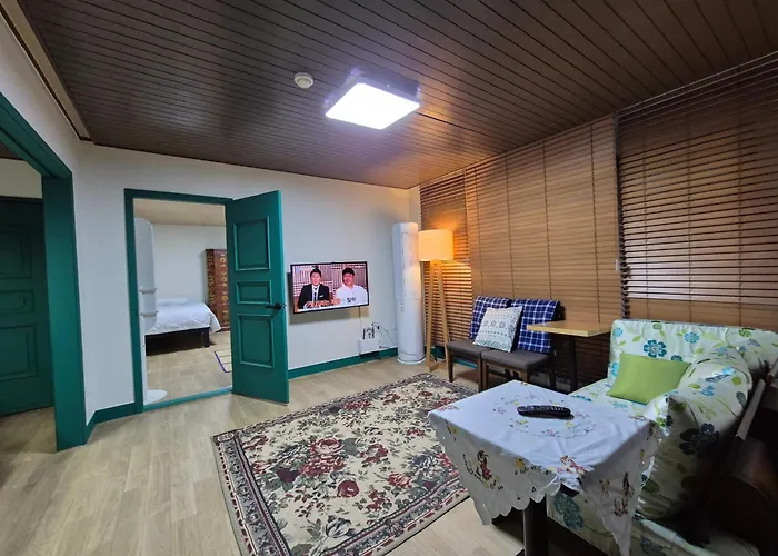 Cozy Seomyeon 코지스테이 부산 서면