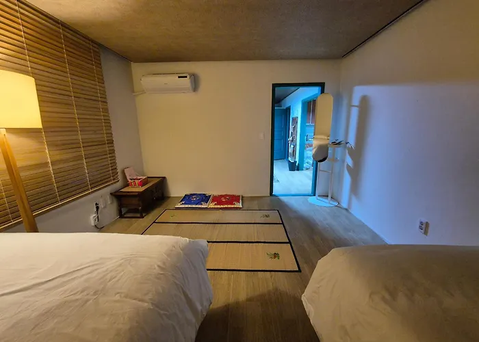 Affittacamere Cozy Seomyeon 코지스테이 부산 서면